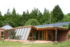 Aardbevings bestendig Eco Earthship 't Zand Groningen