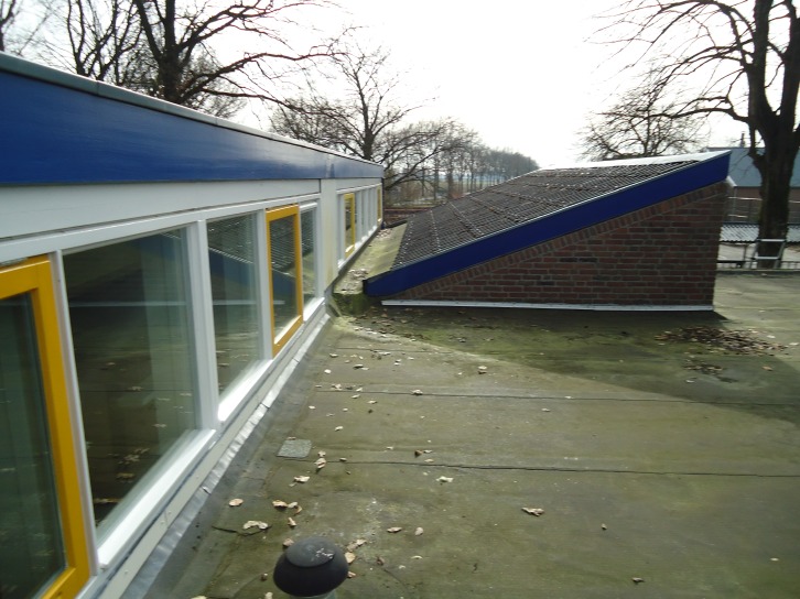 Dakonderzoek schoolgebouw Wijster